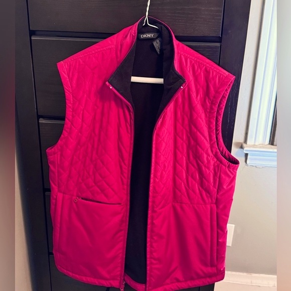 ❤️ Vintage Stunning DKNY Fleece Lined Puffy Vest ❤️ - Picture 3 of 16